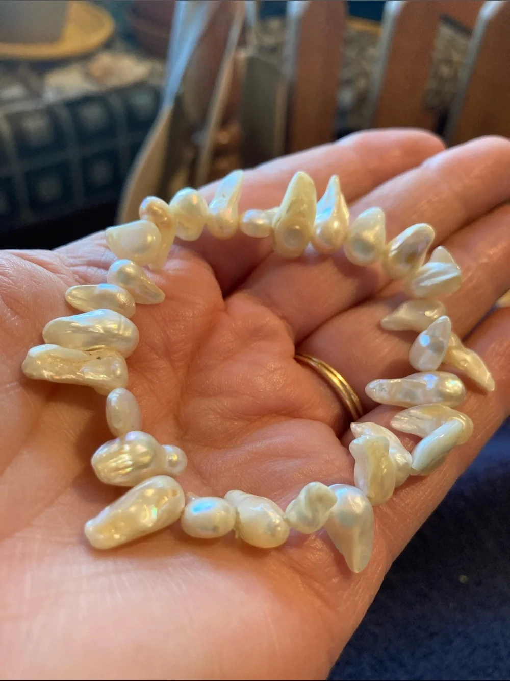Freshwater Baroque Tooth Pearl Stretch Bracelet